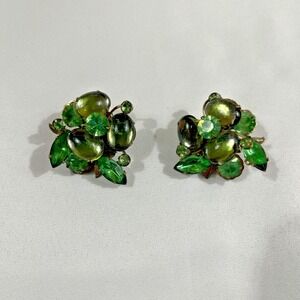 Vintage Green Rhinestone Cabochon Cluster Earrings MCM Whimsygoth Clip On Jewel